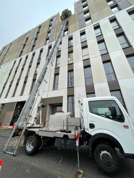 Societe de location de monte materiaux pour professionnels