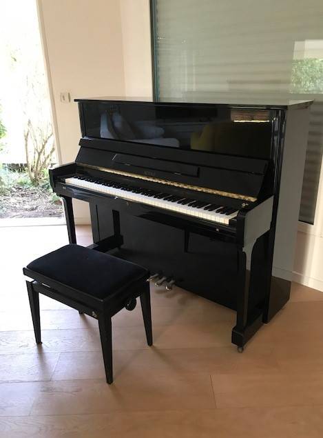 Déménagement d'un piano de marque August Förster lourd et fragile Bordeaux