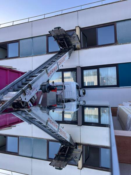 Location de monte-matériaux avec technicien en région bordelaise